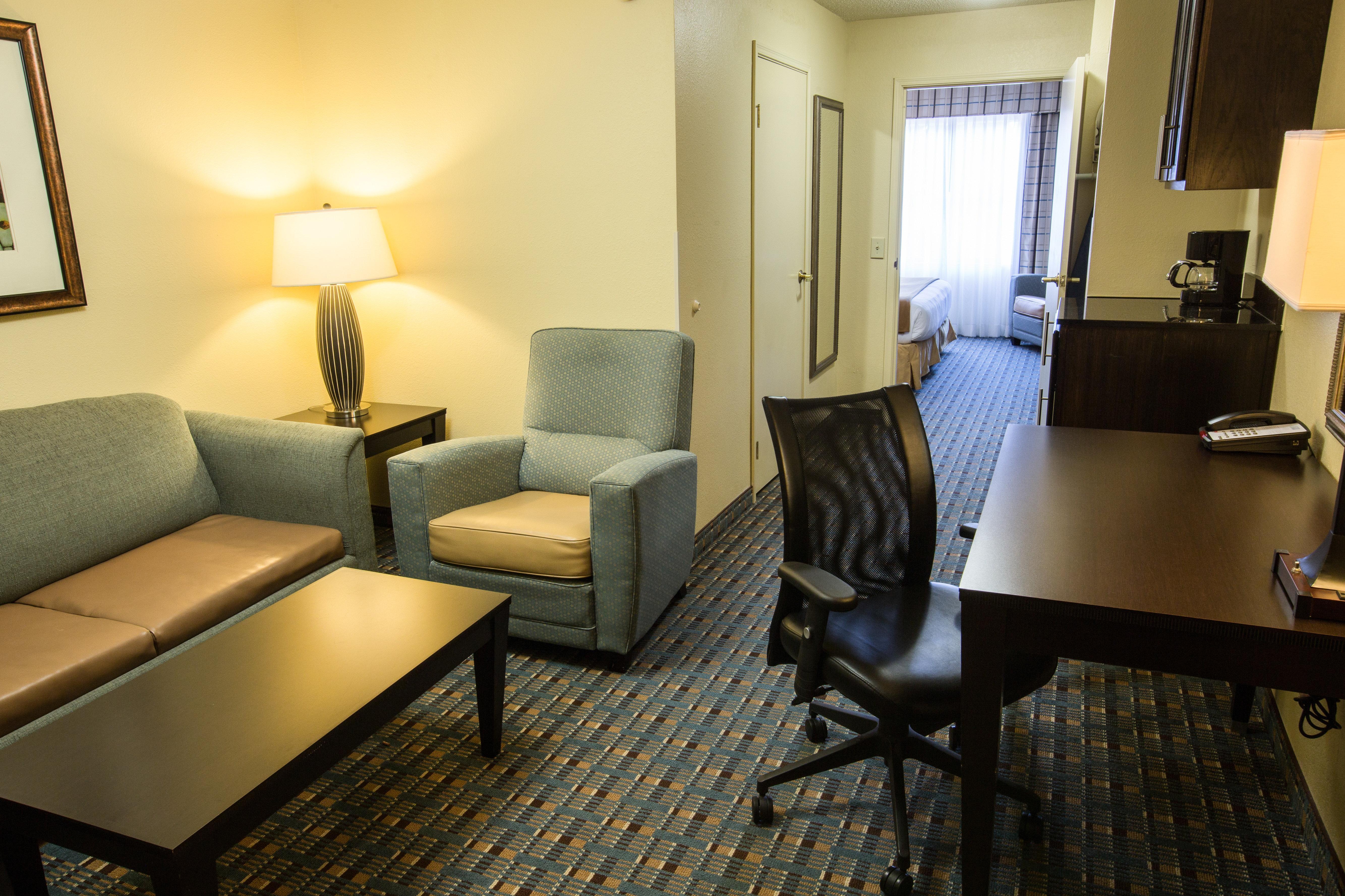Holiday Inn Express Alpharetta - Roswell By Ihg Zewnętrze zdjęcie